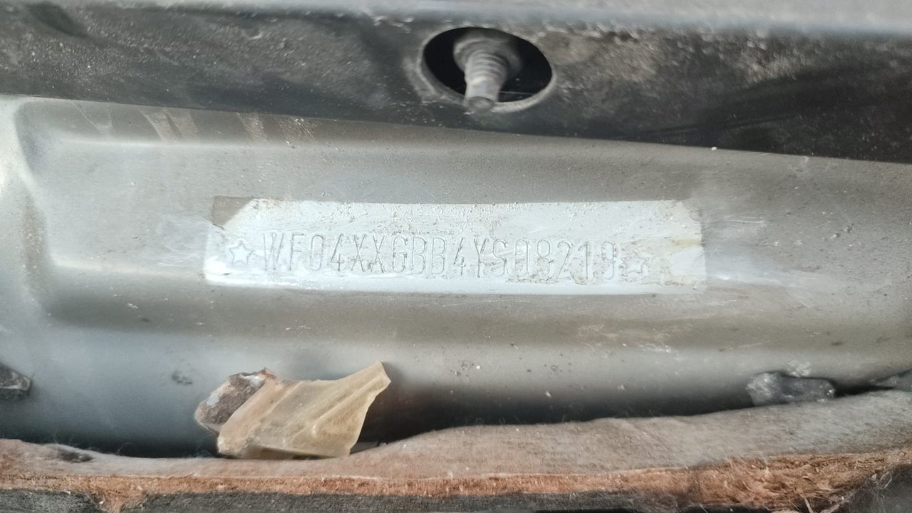 FORD MONDEO BERLINA (GE) Ambiente Motor 1,8 Ltr. - 92 kW CAT