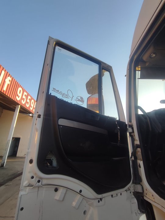 IVECO STRALIS (AS) FSA T / FP LT  4X2 Gran espacio Motor 12,9 Ltr. - 368 kW Diesel