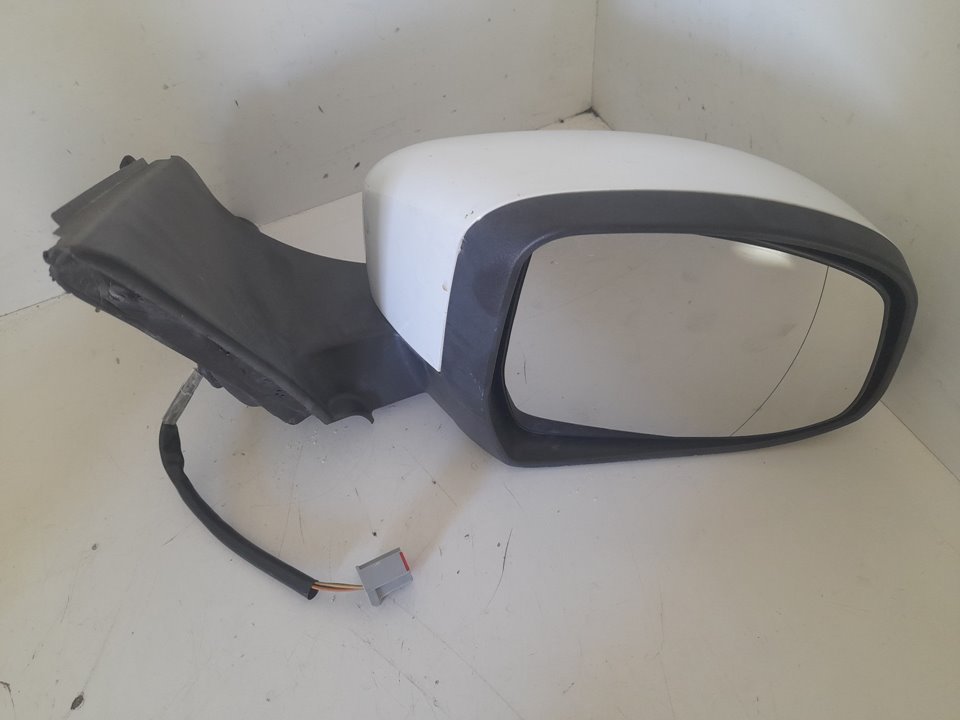 RETROVISOR DERECHO foto 2