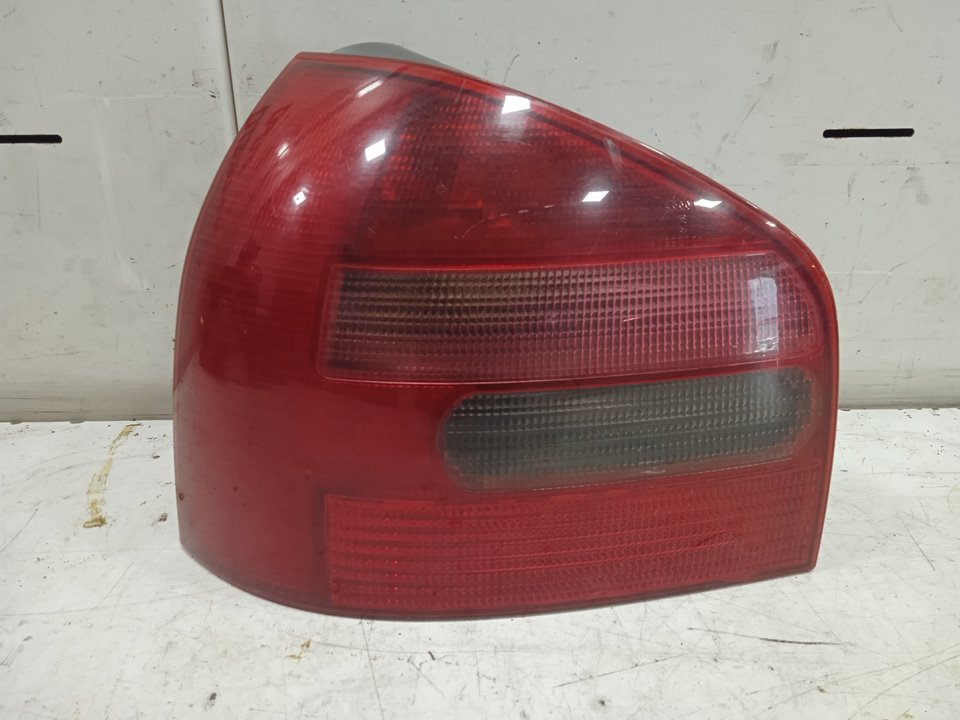 PILOTO TRASERO IZQUIERDO AUDI A3 (8L) 1.6 Ambiente