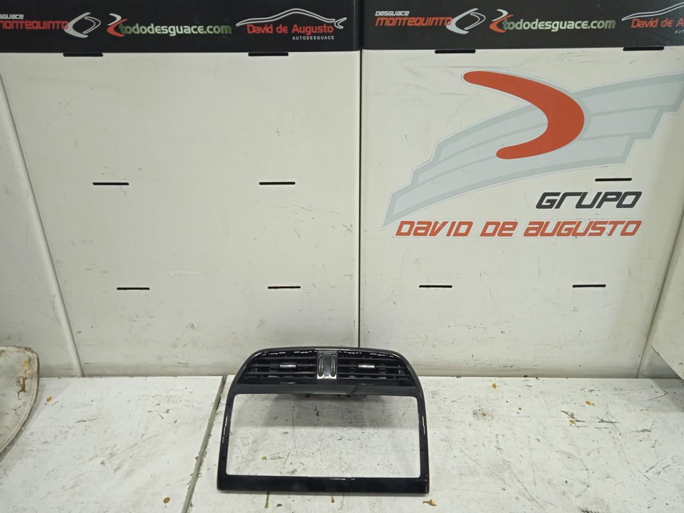 CARCASA AIREADORES JAGUAR XE Prestige