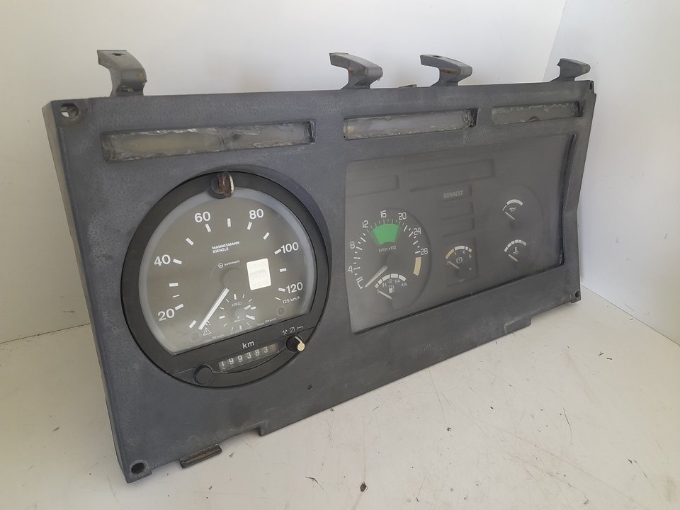 CUADRO INSTRUMENTOS RENAULT M 180.13/C MIDLINER E2 FKI   Modelo 180.13   132 KW Cabina doble