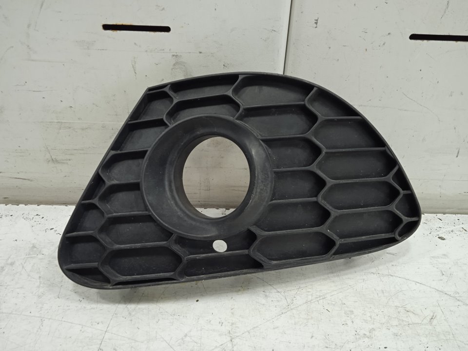 MOLDURA ANTINIEBLAS DELANTERO IZQUIERDO ALFA ROMEO GIULIETTA (191) Sprint
