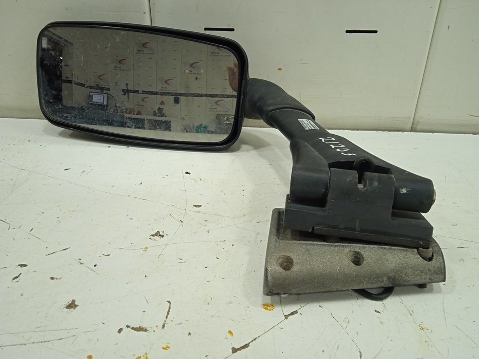 RETROVISOR DERECHO foto 2