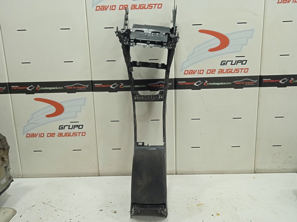 GUARNECIDO CONSOLA CENTRAL VOLKSWAGEN PASSAT VARIANT (3G5) BlueMotion   |   05.15 - ...