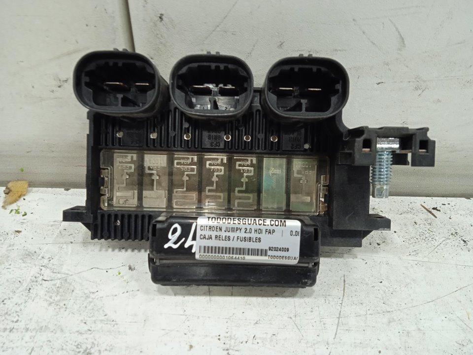 CAJA RELES / FUSIBLES CITROEN JUMPY 2.0 HDi FAP