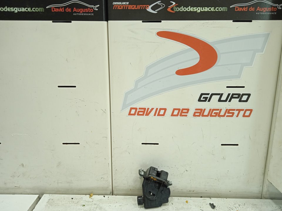 CERRADURA MALETERO / PORTON