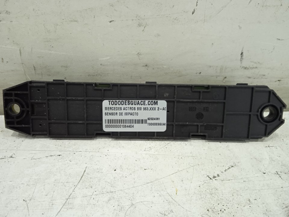 SENSOR DE IMPACTO MERCEDES-BENZ ACTROS BM 963.XXX 2-ACHSER 18XX 4x2 SZM L BigSpace