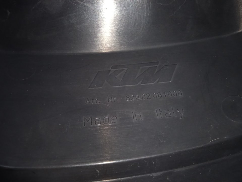 TAPA KTM 990 SUPERMOTO 990 Supermoto T