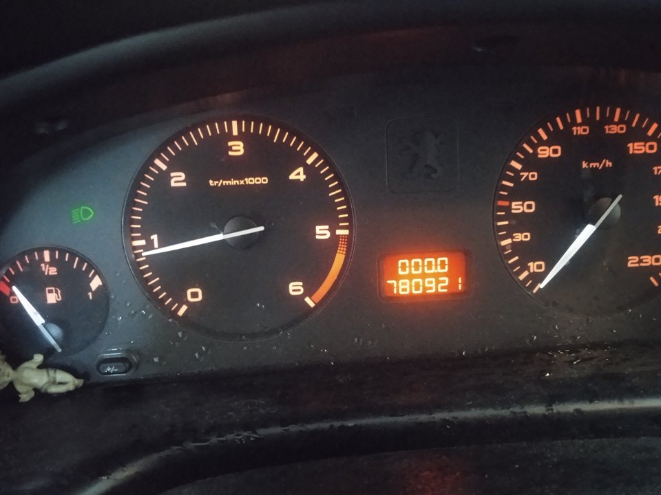PEUGEOT 406 BERLINA (S1/S2) SRDT Motor 2,0 Ltr. - 66 kW HDi CAT
