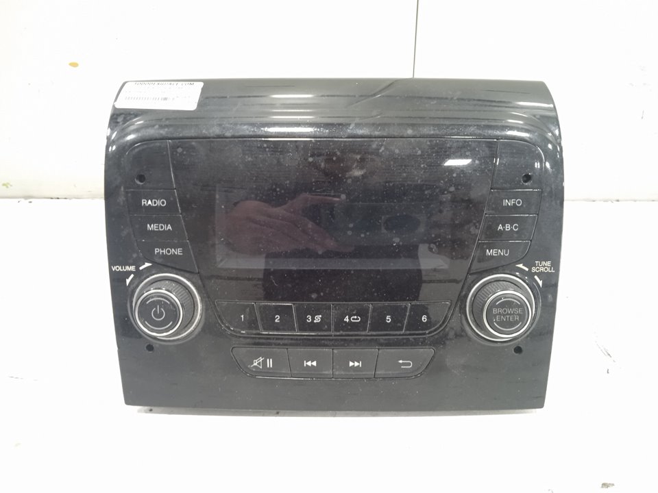 SISTEMA AUDIO / RADIO CD PEUGEOT BOXER CAJA CERR. TECHO ELEVADO (BAT.3450)(335)(2007 =>) HDi (335)