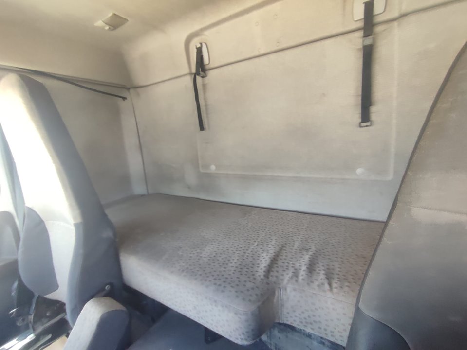 RENAULT MIDLUM FG   XXX.12                   E5 Cabina doble Motor 7,1 Ltr. - 206 kW Diesel