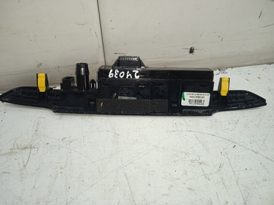 INTERRUPTOR WARNING HYUNDAI TUCSON Tecno Safe 2WD Bluedrive