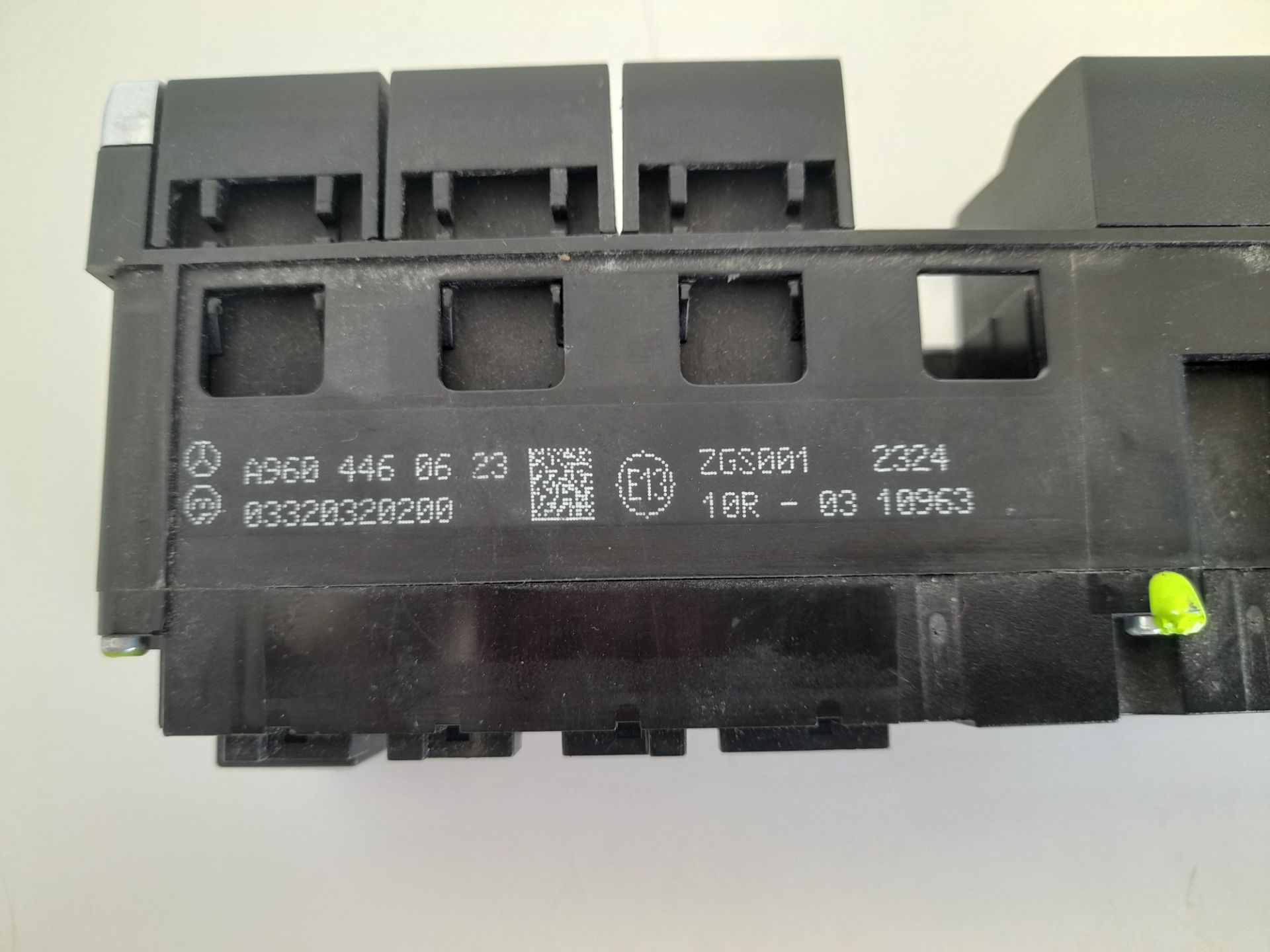INTERRUPTOR WARNING MERCEDES-BENZ ACTROS BM 963.XXX 2-ACHSER 18XX 4x2 Fahrgestell L ClassicSpace