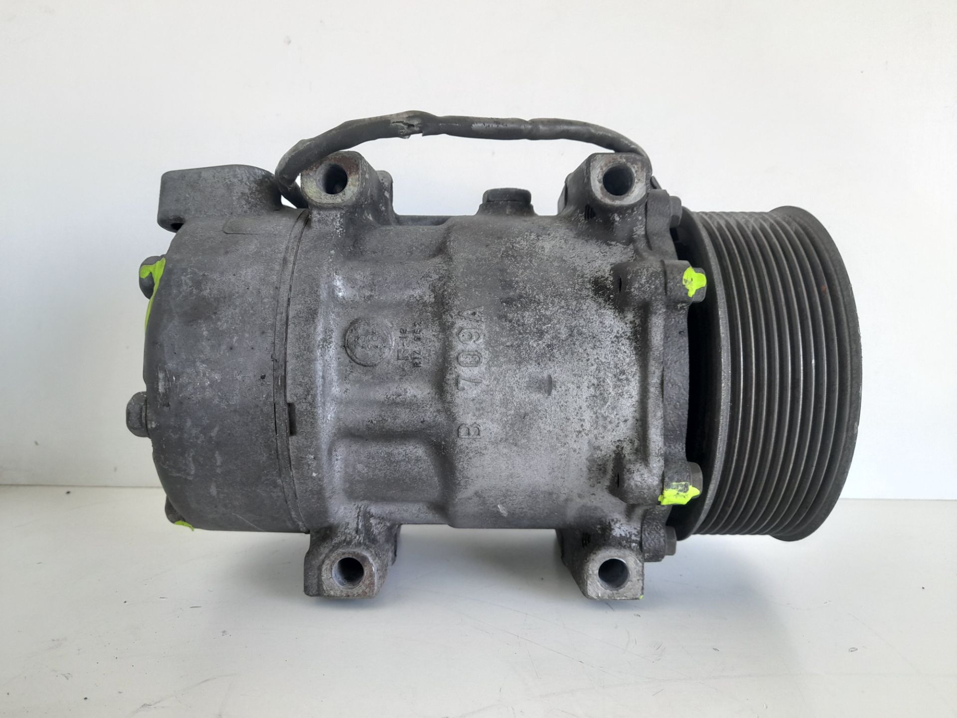 COMPRESOR AIRE ACONDICIONADO SCANIA SERIE P/G/R (C-CLASE) *