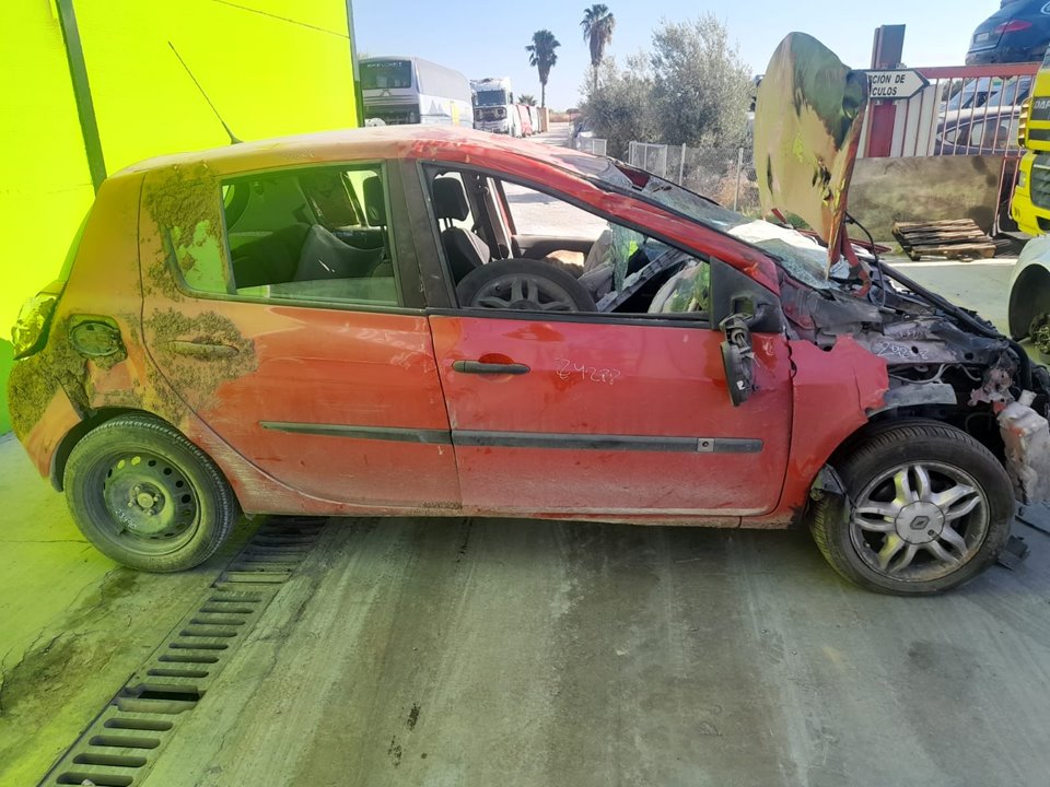 RENAULT CLIO III *