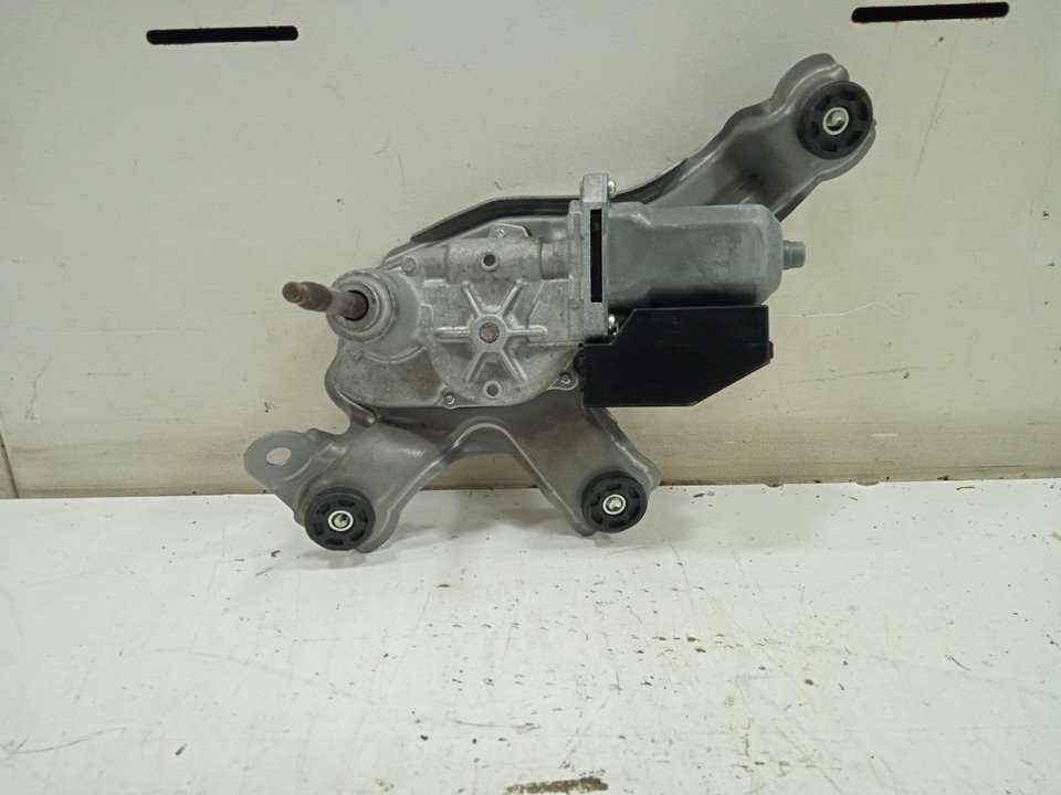 MOTOR LIMPIA TRASERO TOYOTA AVENSIS Advance   |   02.15 - 12.18