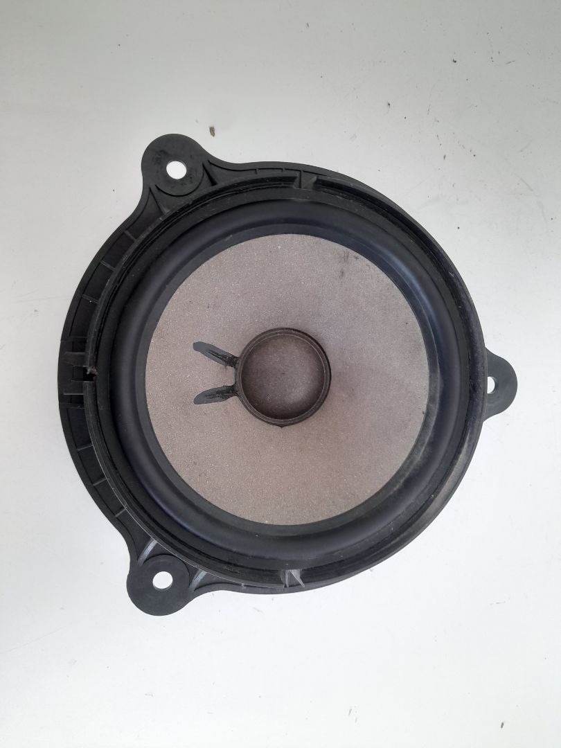 ALTAVOZ DELANTERO DERECHO RENAULT CAPTUR Adventure   |   10.13 - 12.16
