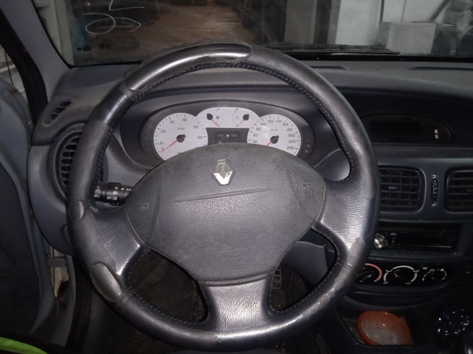 RENAULT MEGANE I COUPE FASE 2 (DA..) 1.6 16V Expression Motor 1,6 Ltr. - 79 kW 16V