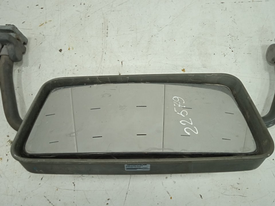 RETROVISOR IZQUIERDO NISSAN ECO - T 100.45/78 KW/E2 PR / 2800 / 4.5 Cabina individual   |   01.96 - ...