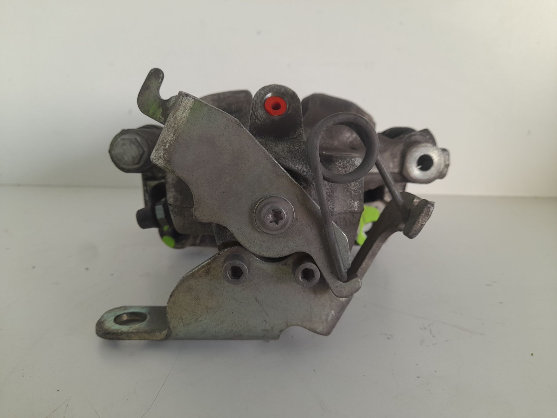 PINZA DE FRENO TRASERA DERECHA MERCEDES-BENZ CLASE A (W168) 170 CDI (168.009)