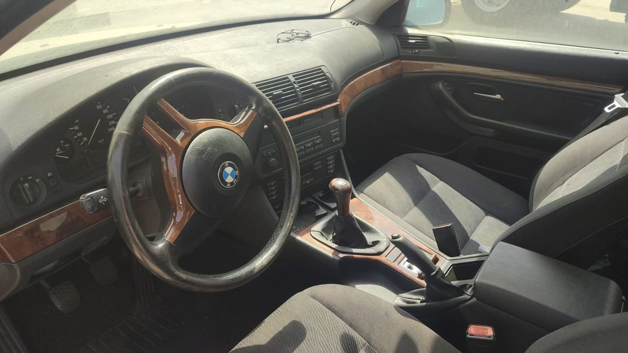 BMW SERIE 5 BERLINA (E39) 520d Motor 2,0 Ltr. - 100 kW 16V Diesel CAT
