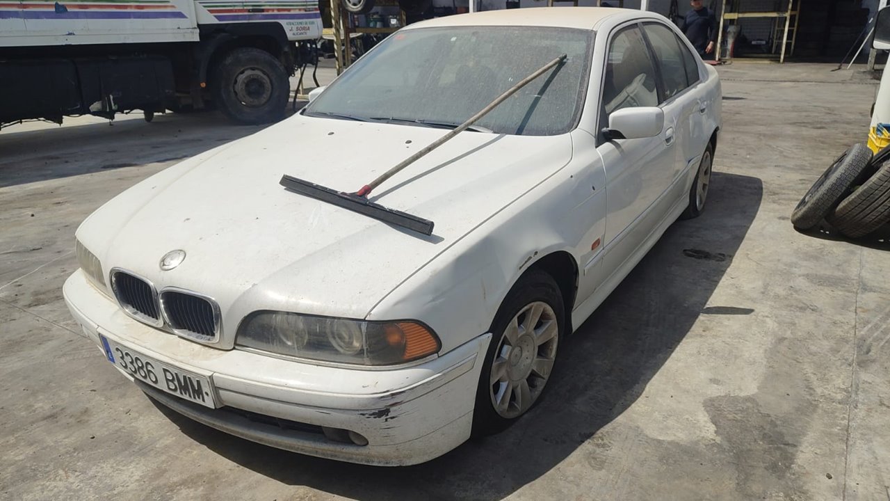 BMW SERIE 5 BERLINA (E39) 520d Motor 2,0 Ltr. - 100 kW 16V Diesel CAT