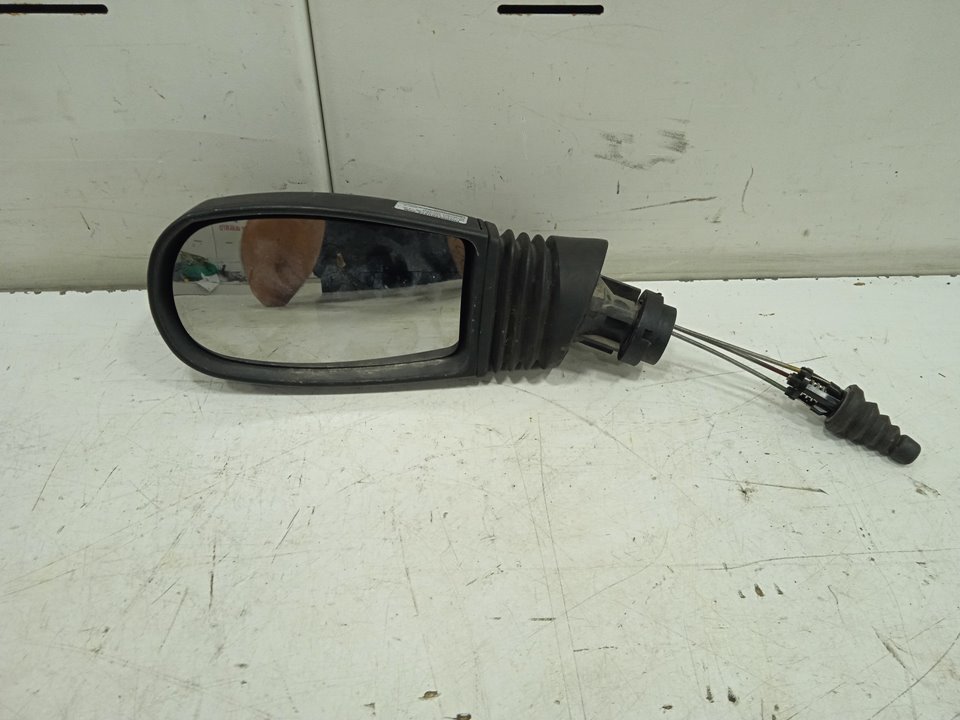 RETROVISOR IZQUIERDO foto 2
