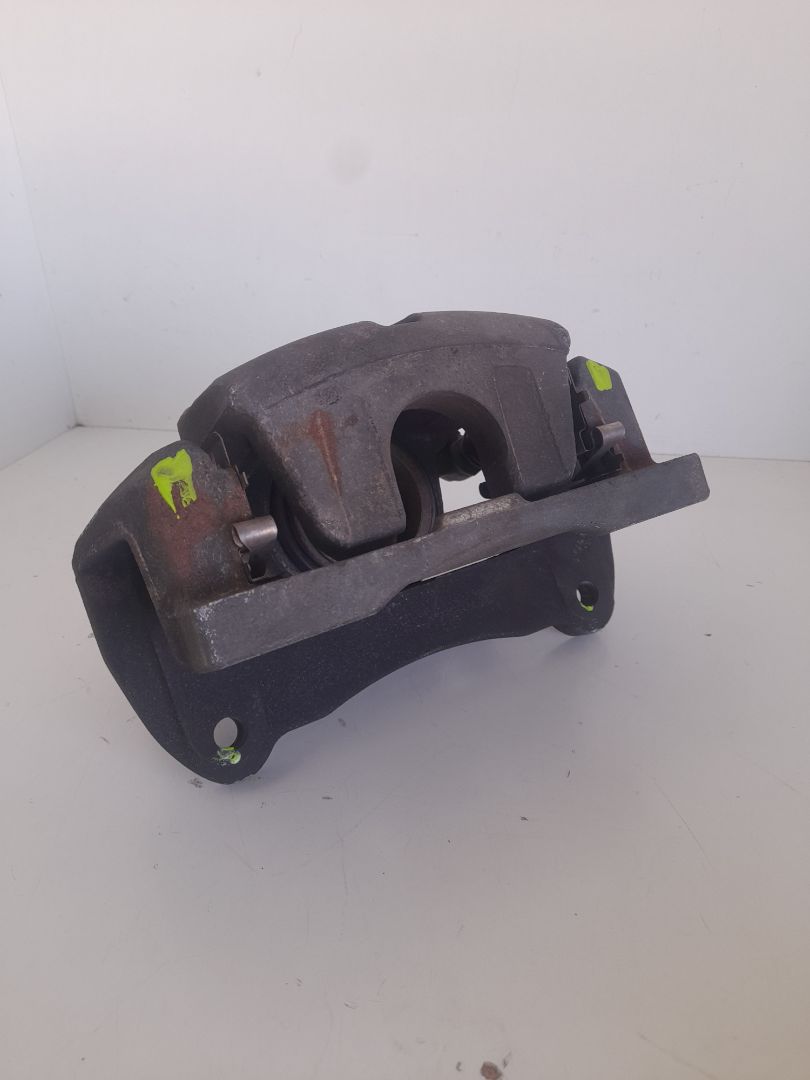 PINZA DE FRENO DELANTERA IZQUIERDA