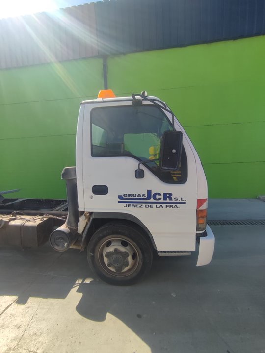 ISUZU N-SERIE Fg  3,5t Cabina doble Motor 3,0 Ltr. - 110 kW Diesel