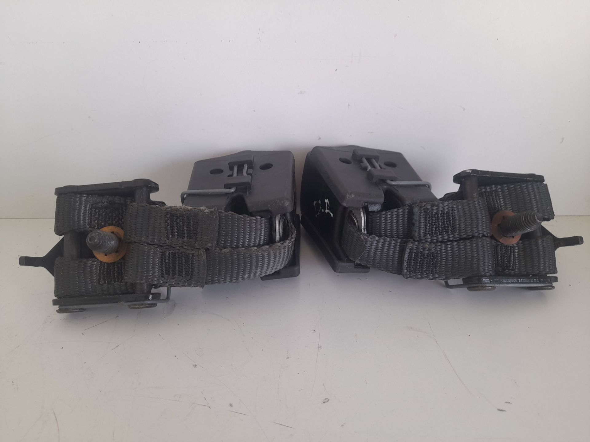 ANCLAJE CINTURONES TRASEROS RENAULT CLIO II FASE I (B/CBO) 1.2 Alize