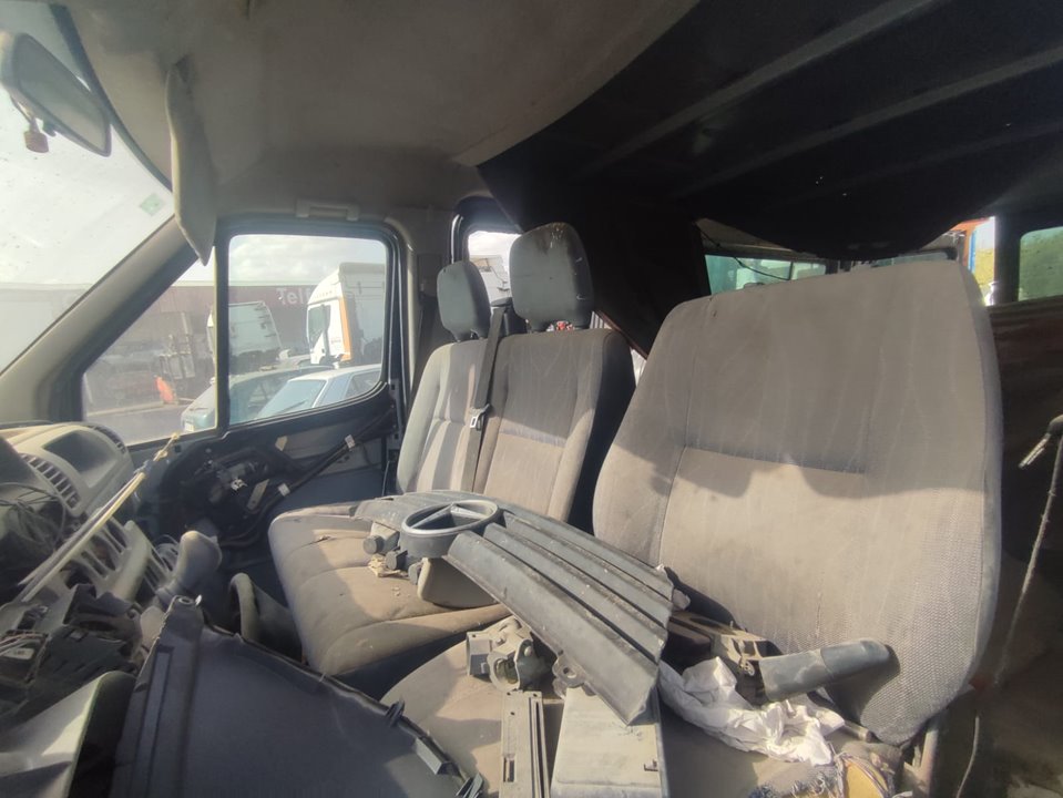 MERCEDES-BENZ SPRINTER 02.00 -> COMBI 208  CDI   (901.6/902.671-672) Motor 2,2 Ltr. - 60 kW CDI CAT