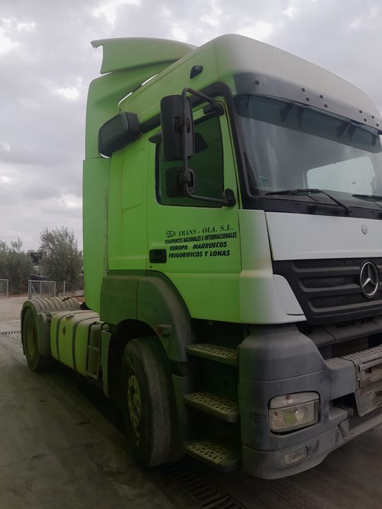 MERCEDES-BENZ AXOR 2-EJES 18 TON 2004 -> 1835  4X2   OM 457 LA L (Largo) Motor 12,0 Ltr. - 260 kW R6 Diesel (OM 457 LA)