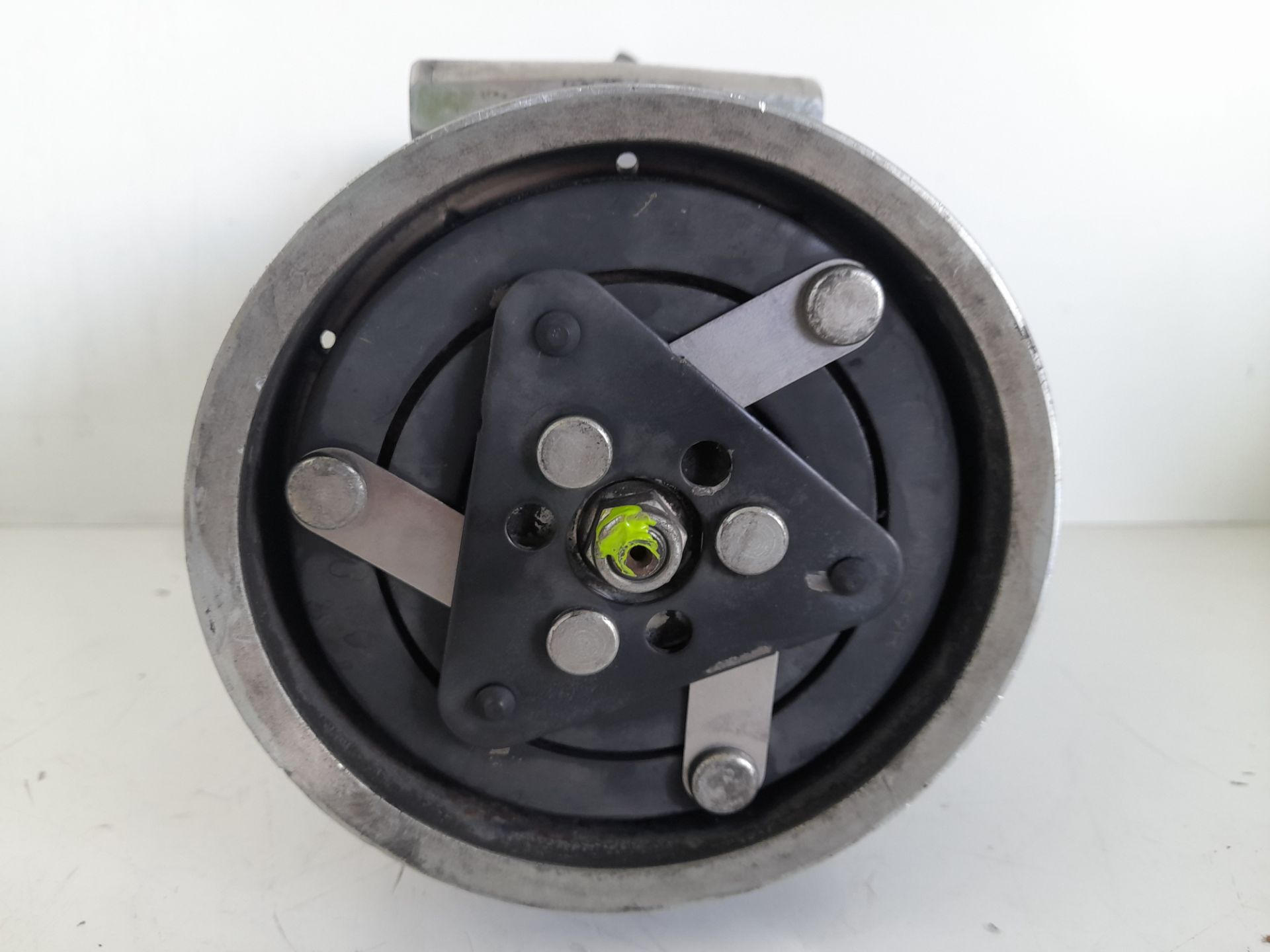 COMPRESOR AIRE ACONDICIONADO RENAULT CLIO III Authentique