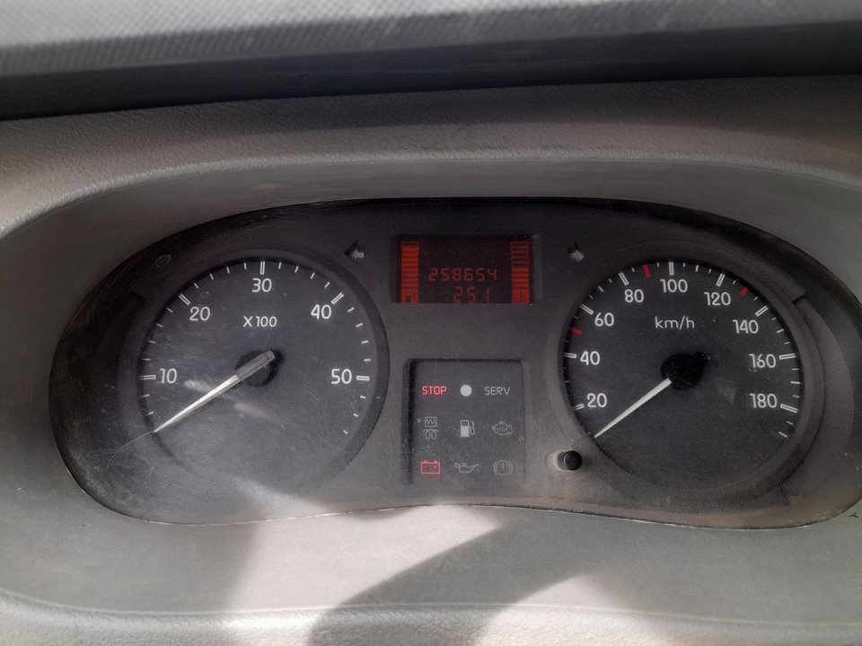 RENAULT MASCOTT Fg 120. 35/55/65 Cabina individual Motor 3,0 Ltr. - 85 kW Diesel