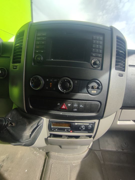 VOLKSWAGEN CRAFTER KASTEN (SY) 35 FURGÓN BL TA RWD Motor 2,0 Ltr. - 120 kW TDI
