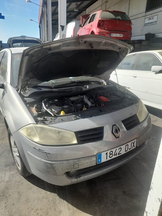 RENAULT MEGANE II BERLINA 5P * F9Q 800 foto 3