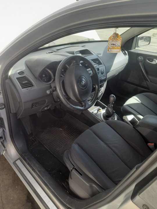 RENAULT MEGANE II BERLINA 5P * F9Q 800 foto 11