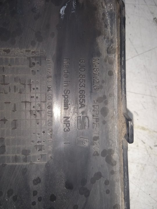 MOLDURA ANTINIEBLAS DELANTERO IZQUIERDO SEAT IBIZA (6J5) Reference