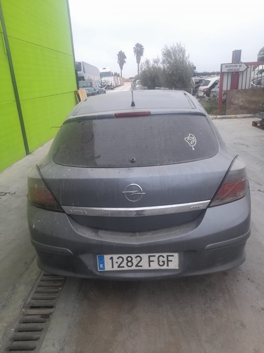 OPEL ASTRA GTC Cosmo Motor 1,7 Ltr. - 74 kW 16V CDTI