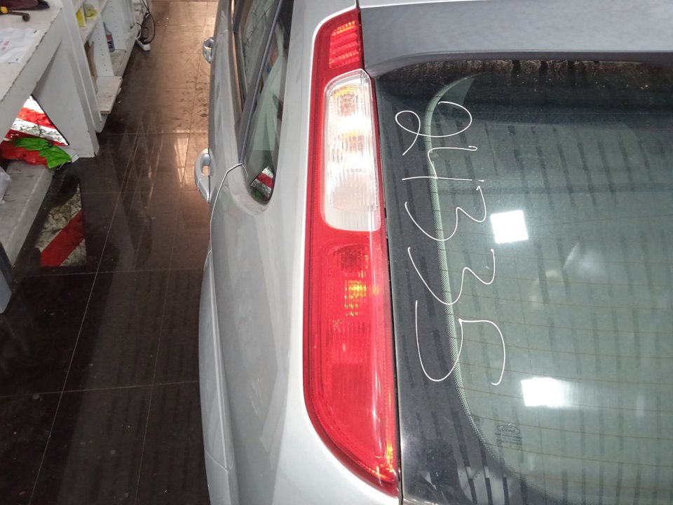FORD FOCUS BERLINA (CAP) Ambiente (D) Motor 1,8 Ltr. - 85 kW TDCi Turbodiesel CAT