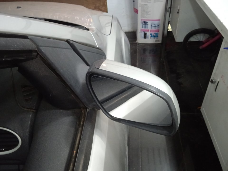 FORD FOCUS BERLINA (CAP) Ambiente (D) Motor 1,8 Ltr. - 85 kW TDCi Turbodiesel CAT