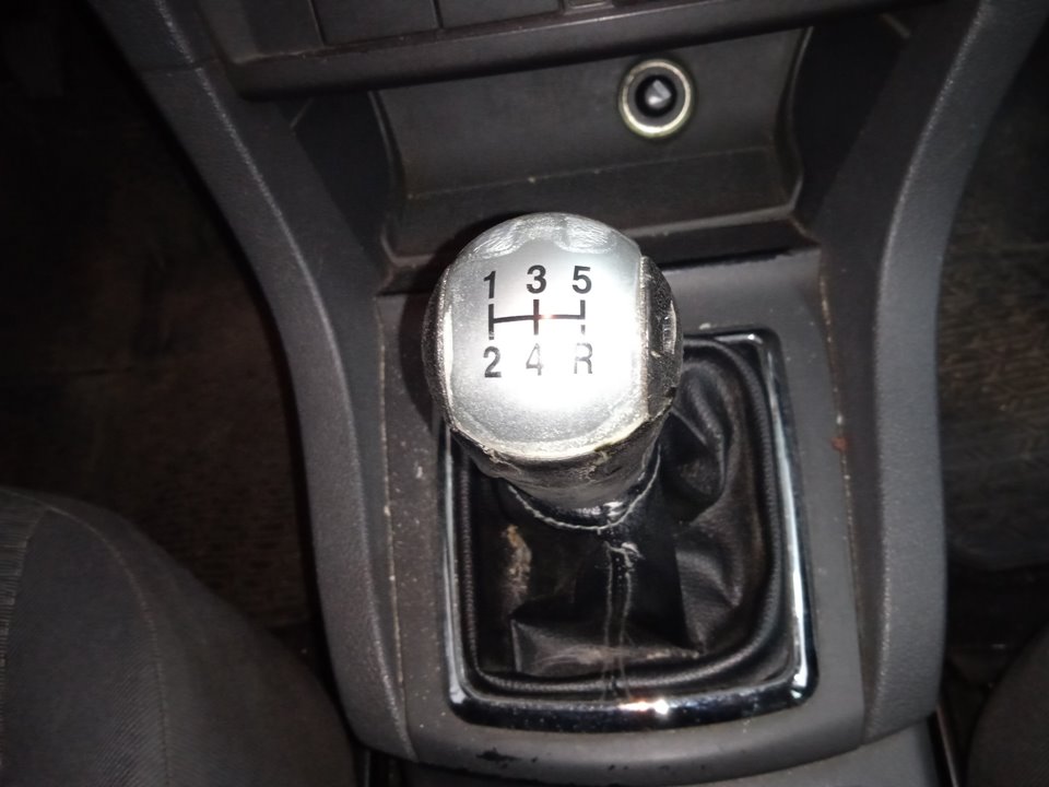 FORD FOCUS BERLINA (CAP) Ambiente (D) Motor 1,8 Ltr. - 85 kW TDCi Turbodiesel CAT