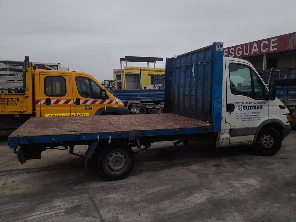 IVECO DAILY CAJA ABIERTA / VOLQUETE 29 - L 12 Caja abierta Motor 2,3 Ltr. - 85 kW Diesel CAT