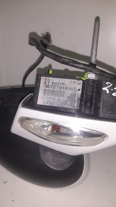 RETROVISOR IZQUIERDO