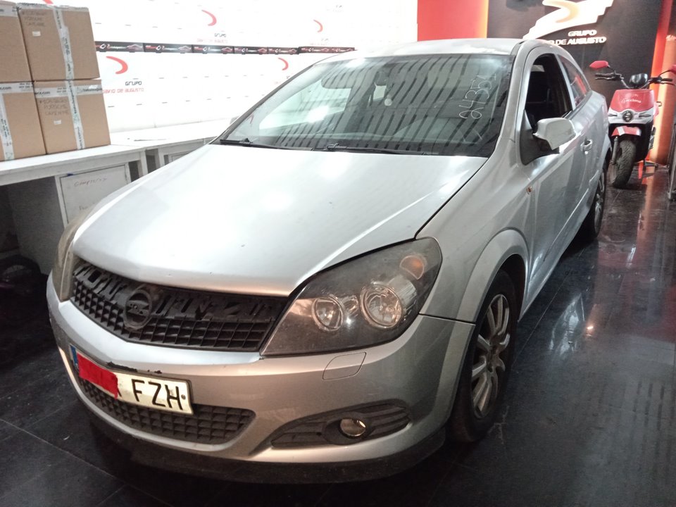 OPEL ASTRA GTC Cosmo Motor 1,7 Ltr. - 74 kW 16V CDTI