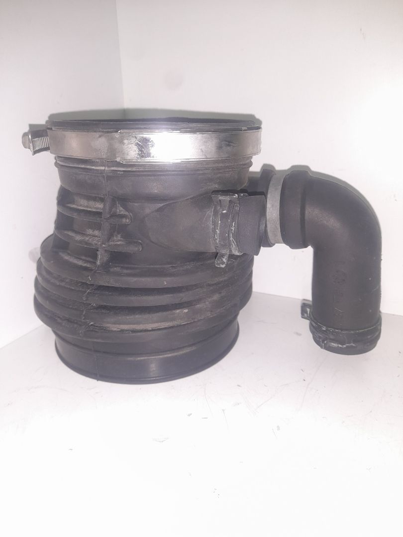 TUBO ADMISION DE AIRE MAN TG - A 18.XXX FG / BB               (E3/E4) L