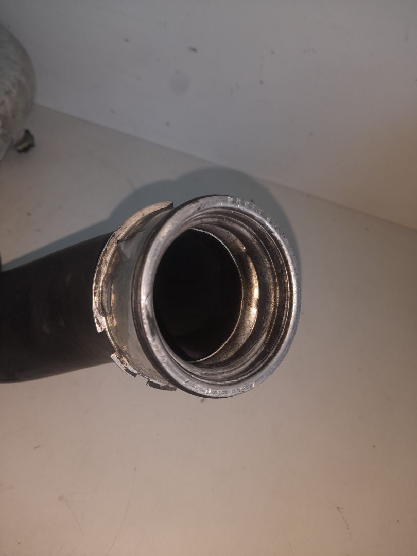 TUBO INTERCOOLER BMW SERIE 3 BERLINA (E90) *