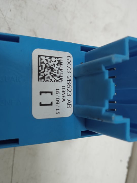 MANDO FRENO MANO ELECTRICO JAGUAR XE Portfolio   |   10.14 - 12.18