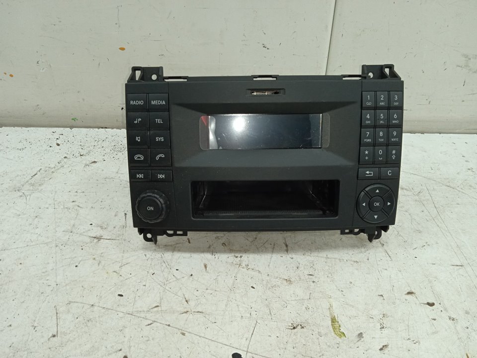 SISTEMA AUDIO / RADIO CD MERCEDES-BENZ SPRINTERII COMBI (DESDE 01.06) 311 / 313 / 314 / 316 CDI (906.731/733/735)